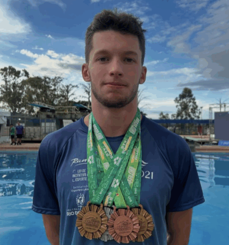 Brazilian Junior National Champion Diver Gabriel Perdigao Vieira de Barros Commits To Kentucky